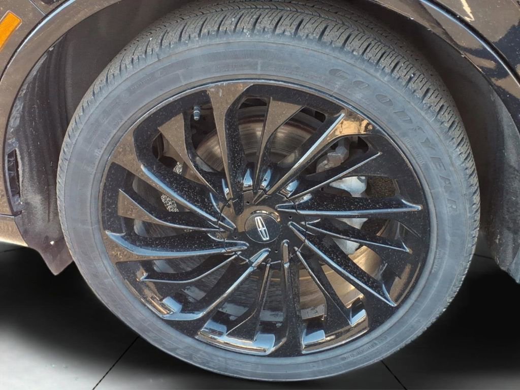 Used 2023 Lincoln Aviator Reserve w/ Equipment Group 201A image 24