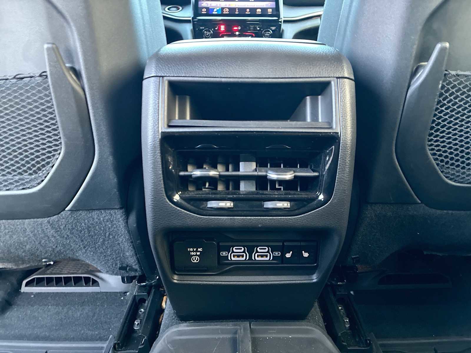 Used 2022 Jeep Grand Cherokee Limited 4xe image 22