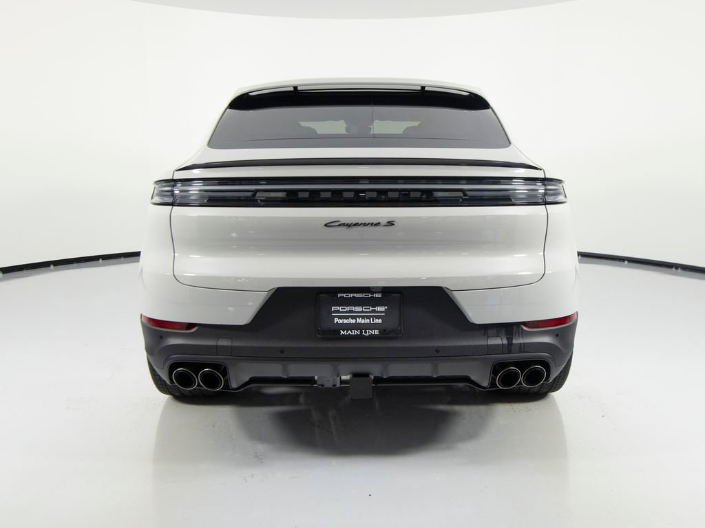New 2026 Porsche Cayenne S image 9