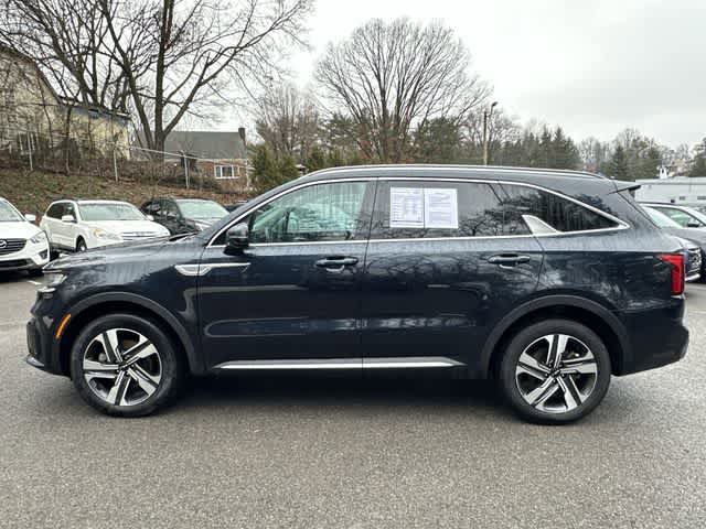 Used 2023 Kia Sorento EX image 2