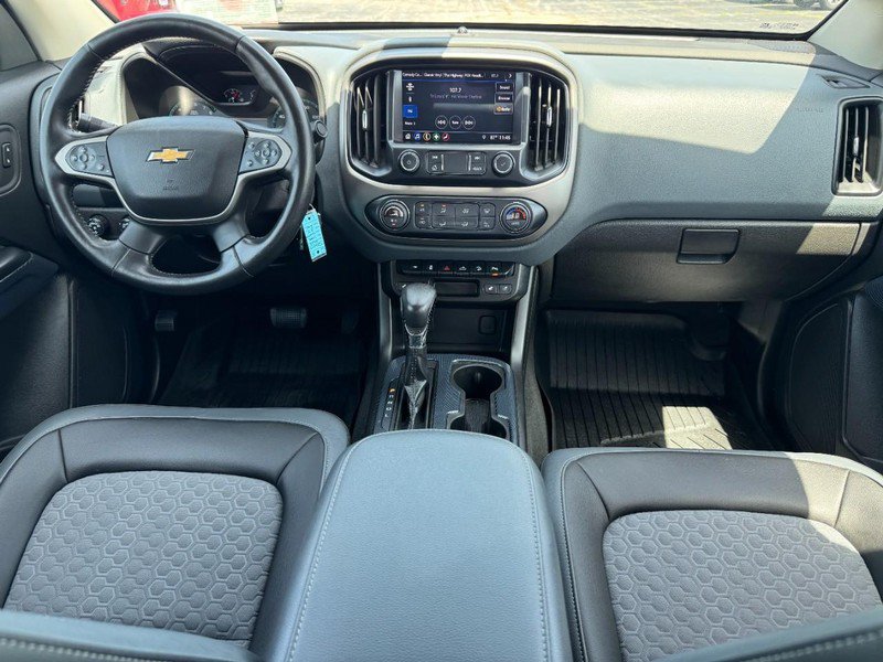Used 2022 Chevrolet Colorado Z71 AWD/4WD image 11