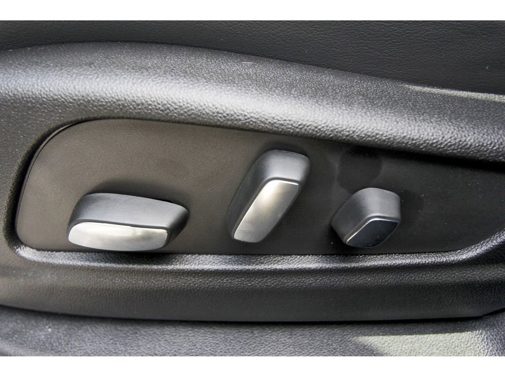 New 2025 Cadillac XT6 Sport w/ LPO, Onyx Lite Package image 23