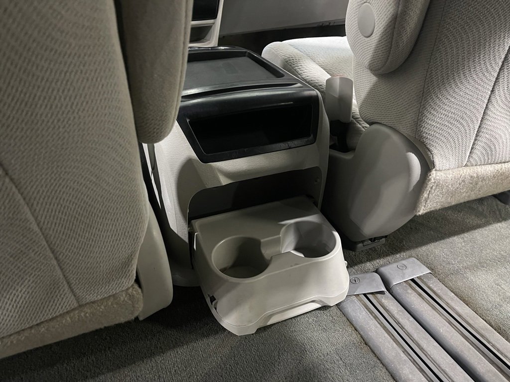 Used 2011 Toyota Sienna LE image 24