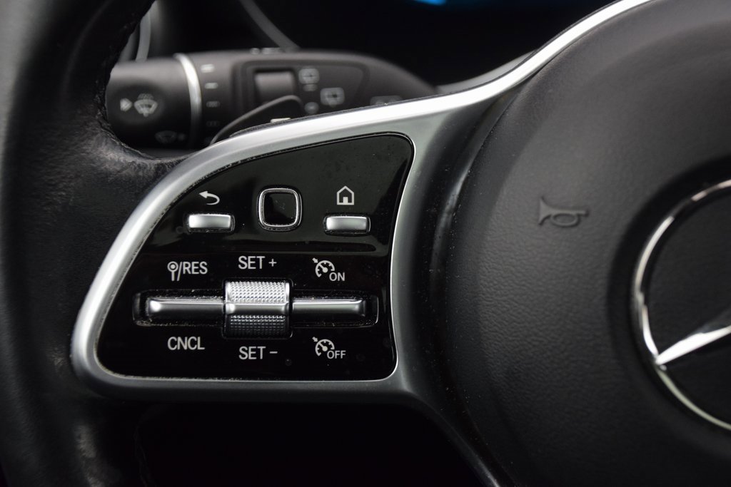 Used 2022 Mercedes-Benz GLC 300 image 23