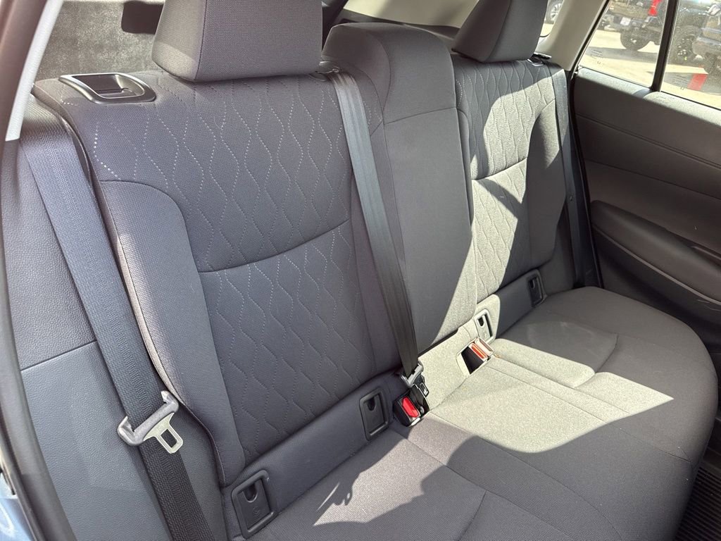 Used 2023 Toyota Corolla Cross LE w/ Moonroof Package image 22