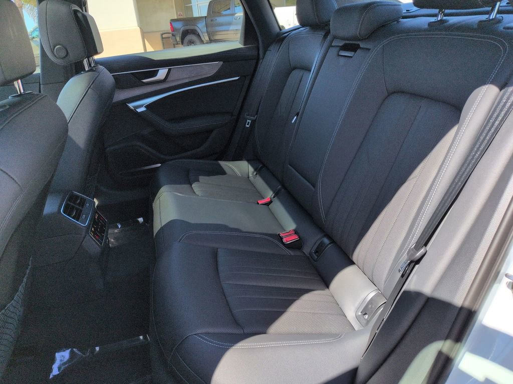 Used 2025 Audi A6 Premium Plus w/ Premium Plus Package image 25