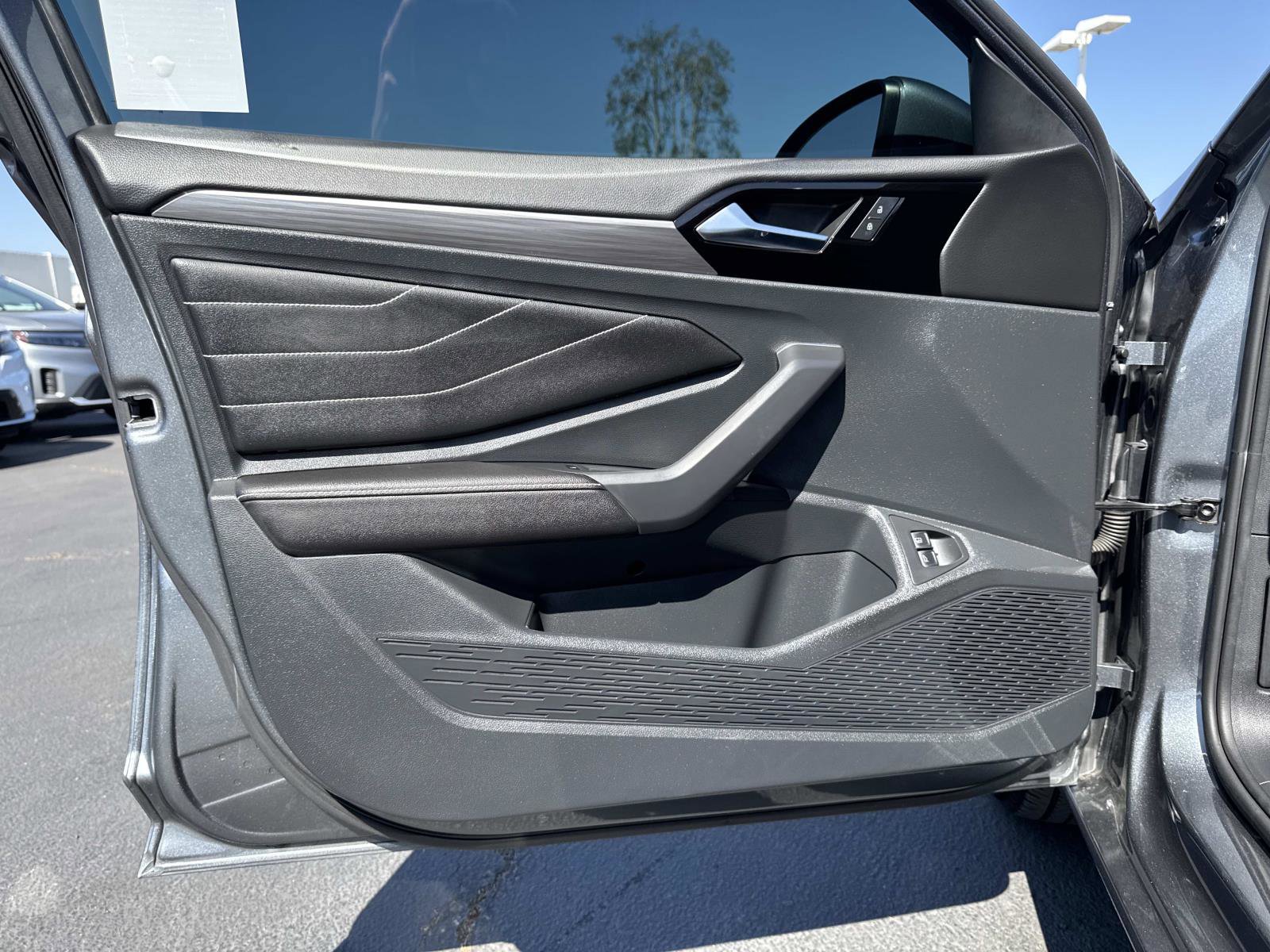 Certified 2023 Volkswagen Jetta SEL image 20