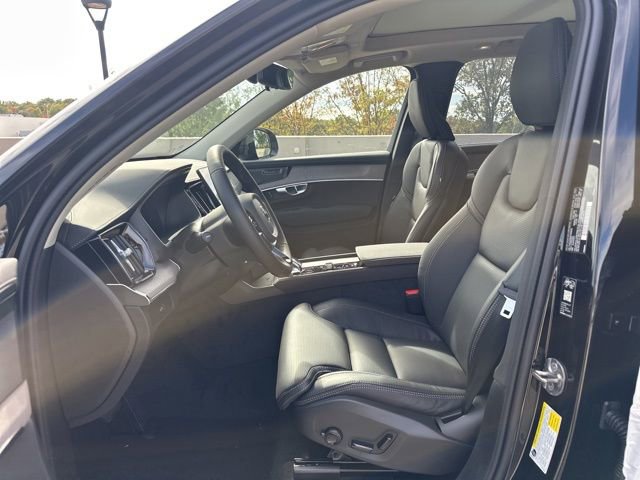 New 2026 Volvo XC90 B6 Ultra w/ Protection Package Premier image 13