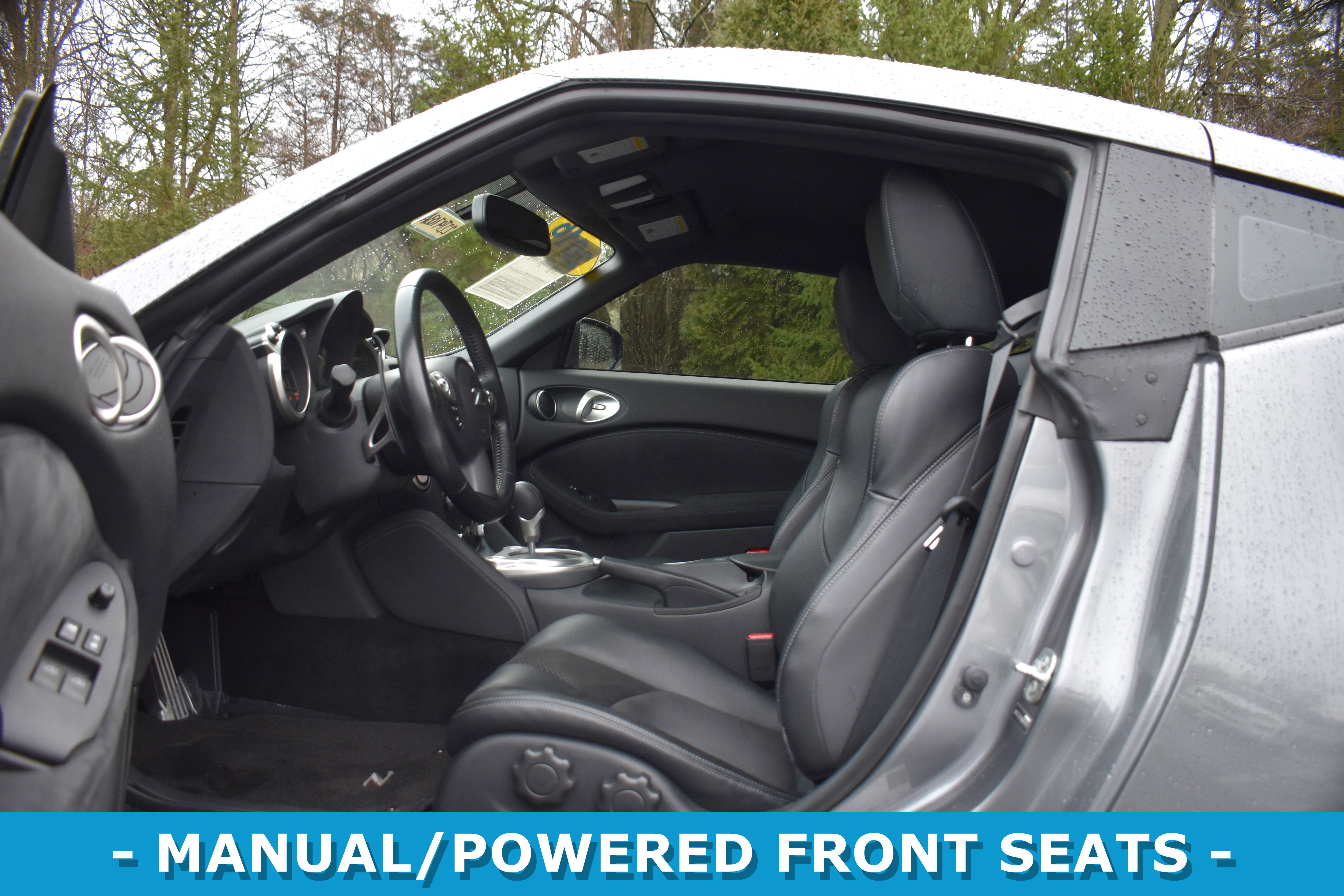 Used 2016 Nissan 370Z Touring image 4