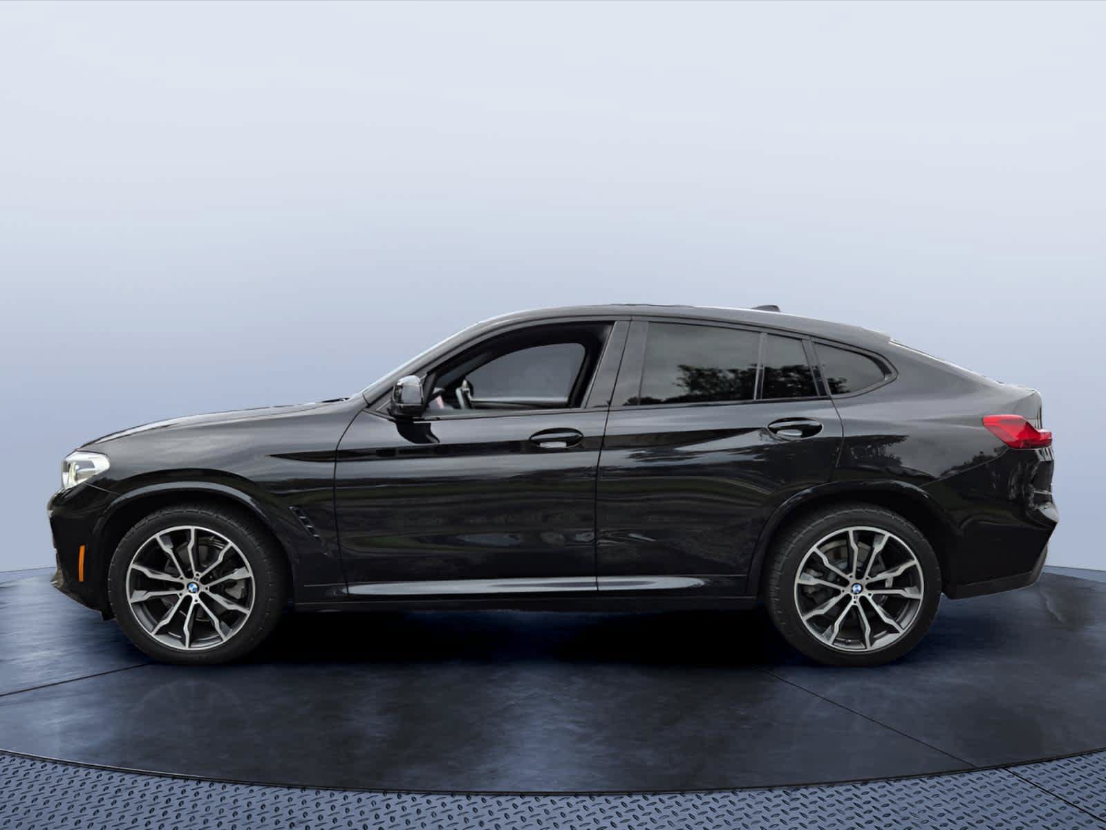 Used 2019 BMW X4 xDrive30i w/ M Sport Package 2 AWD/4WD image 3