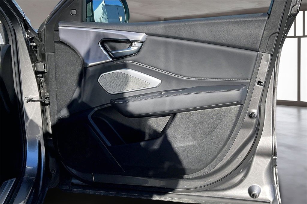 Used 2025 Acura RDX w/ Technology Package image 27