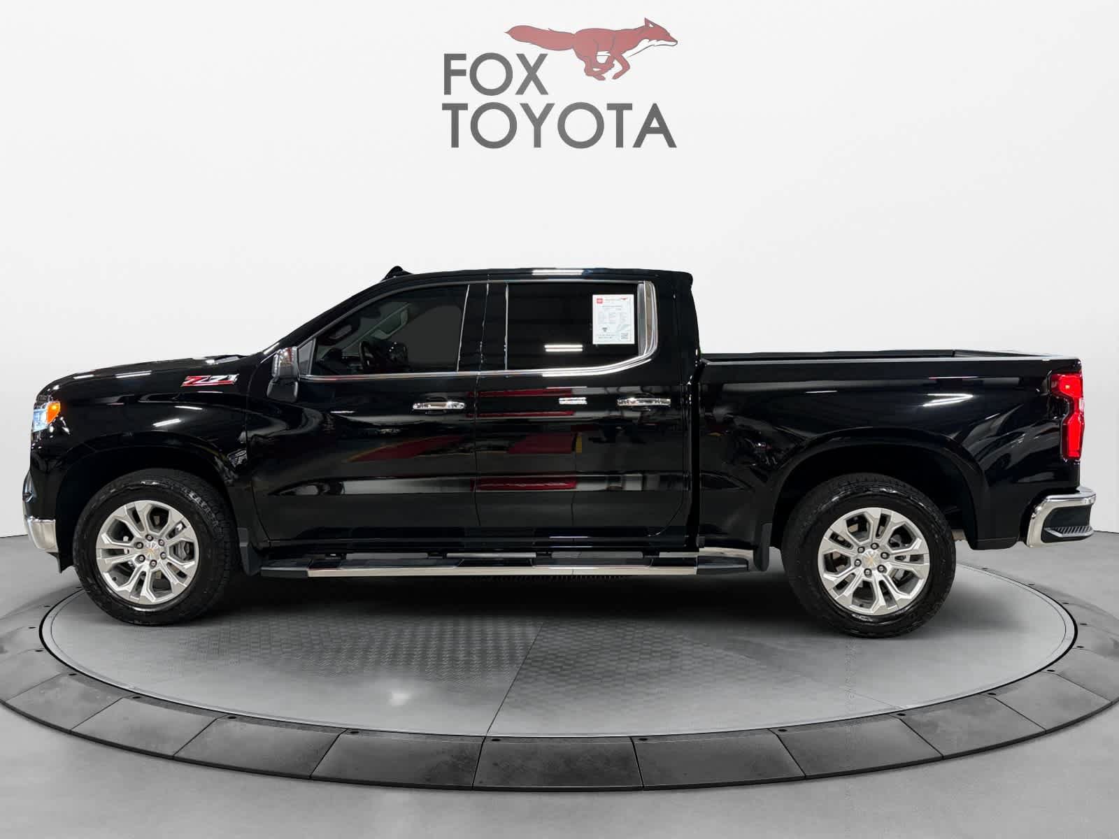 Used 2025 Chevrolet Silverado 1500 LTZ w/ Technology Package AWD/4WD image 3