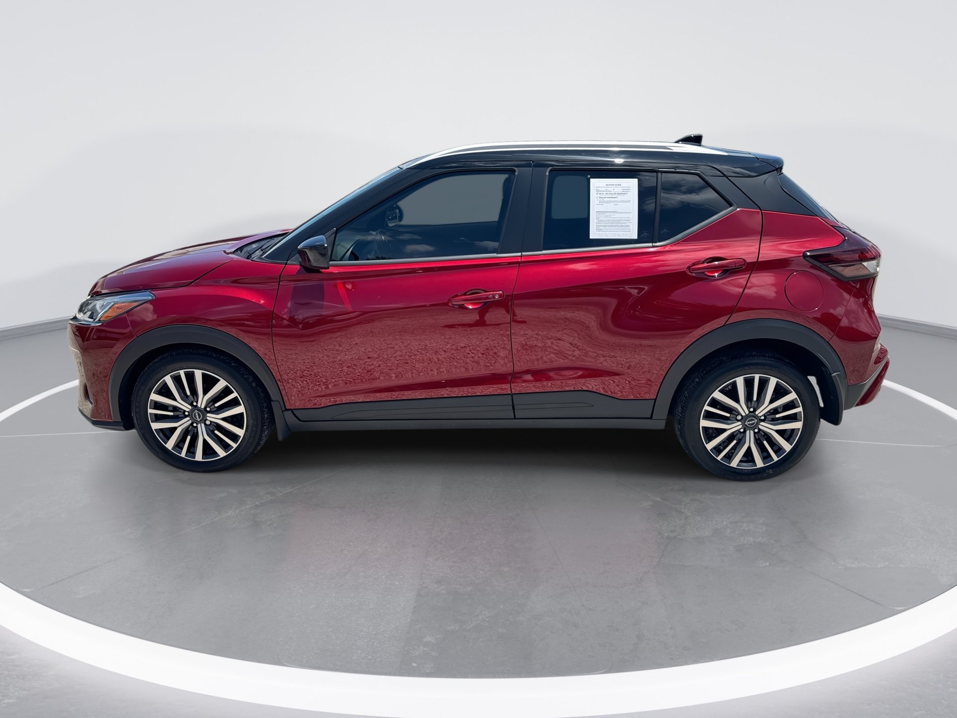 Used 2024 Nissan Kicks SV FWD image 7