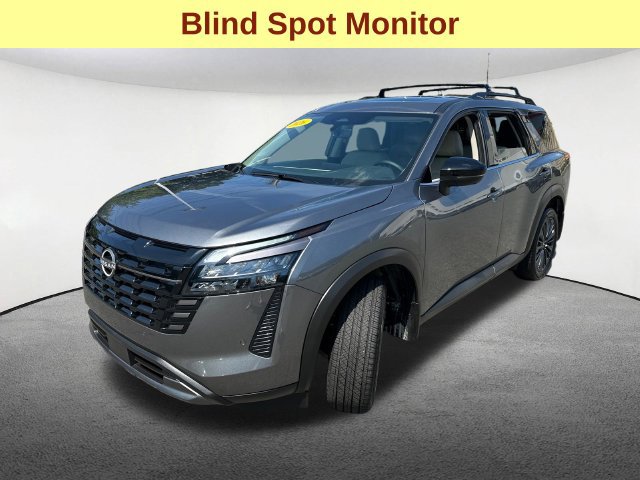 Used 2026 Nissan Pathfinder SL w/ SL Premium Package AWD/4WD image 5