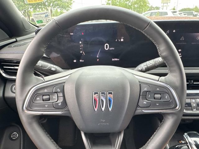 Used 2025 Buick Envista Sport Touring w/ Convenience I Package FWD image 26