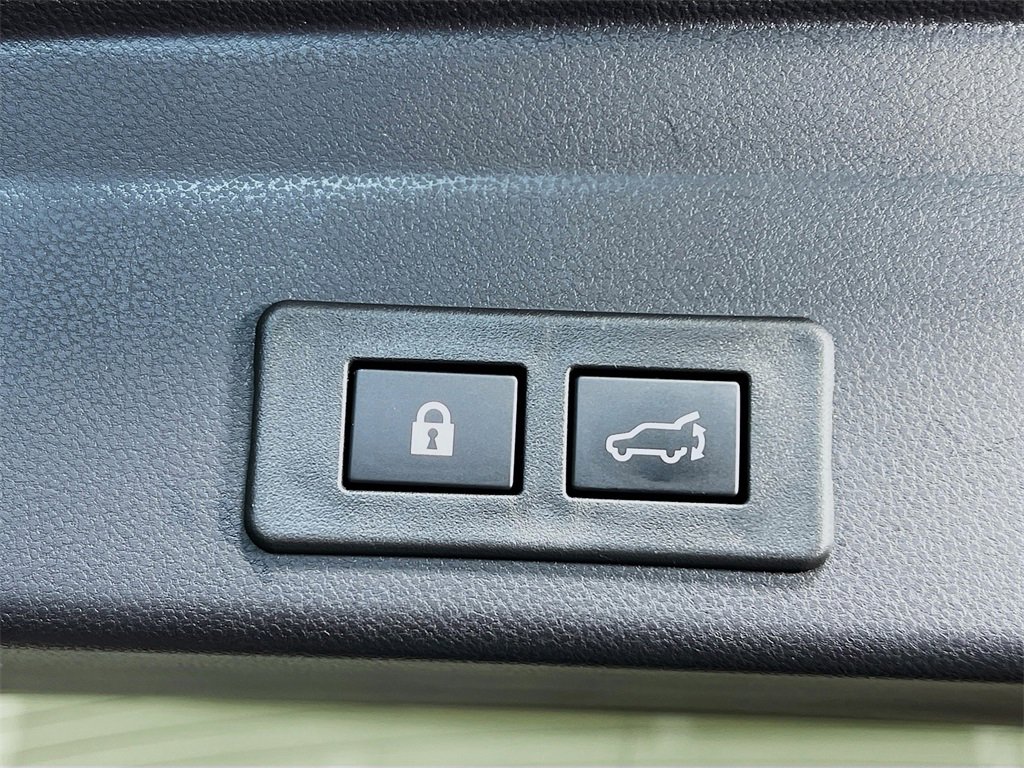 Used 2024 Subaru Ascent Touring image 33