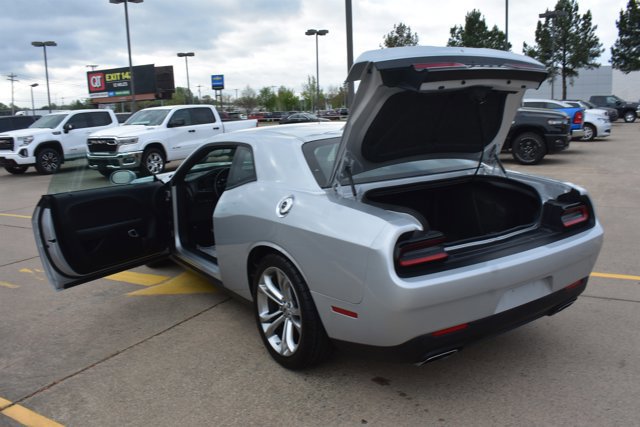 Used 2022 Dodge Challenger R/T image 16