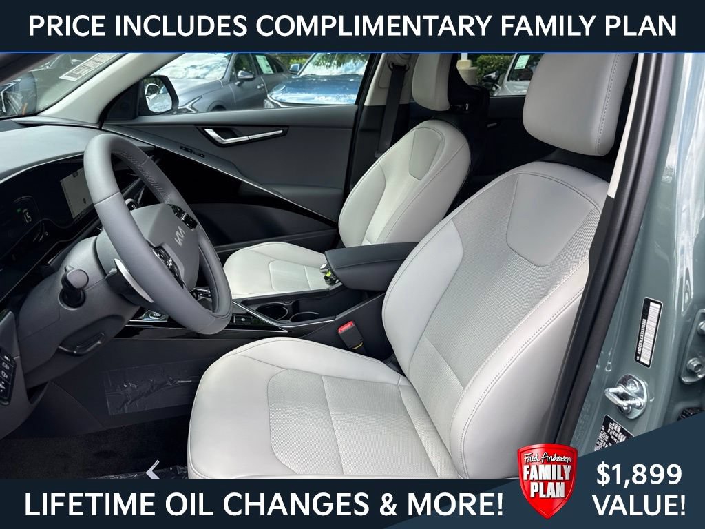 New 2026 Kia Niro EX w/ EX Premium Package FWD image 9