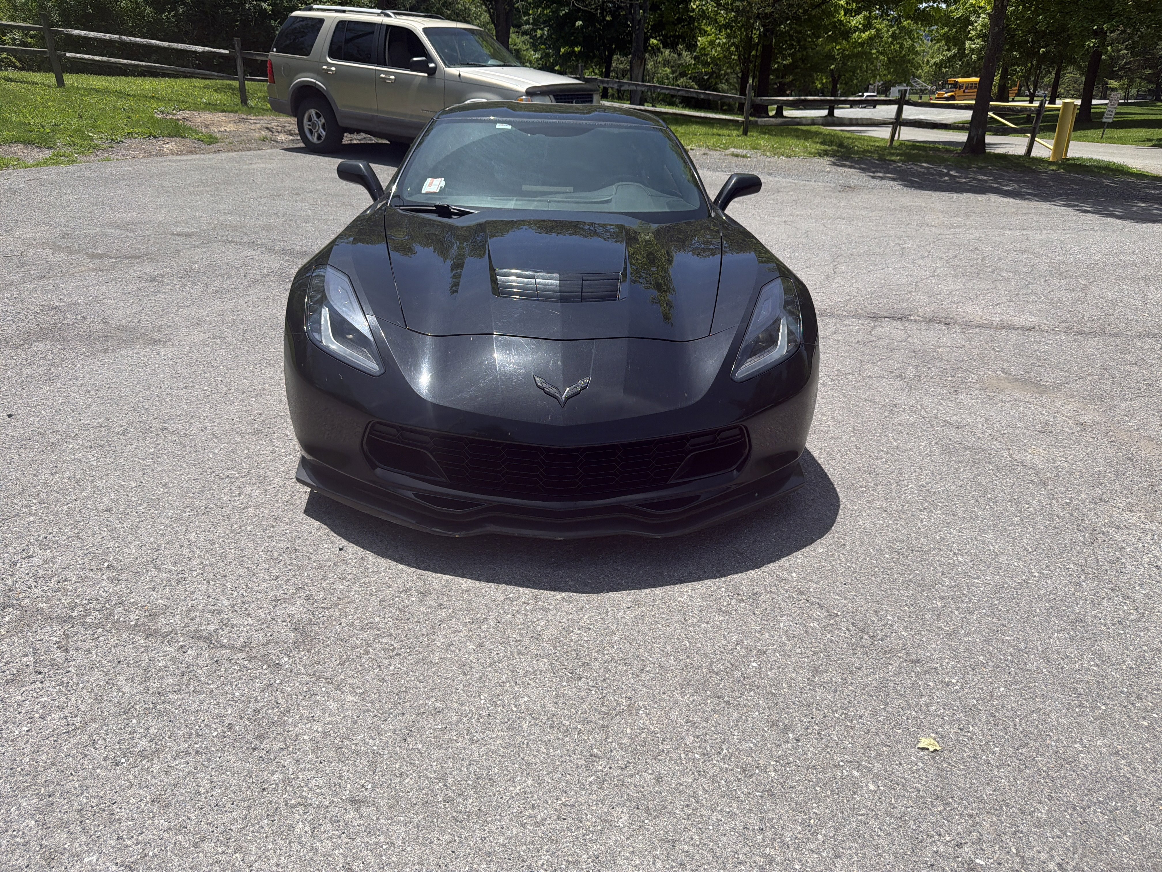 Used 2015 Chevrolet Corvette Stingray Coupe RWD image 8
