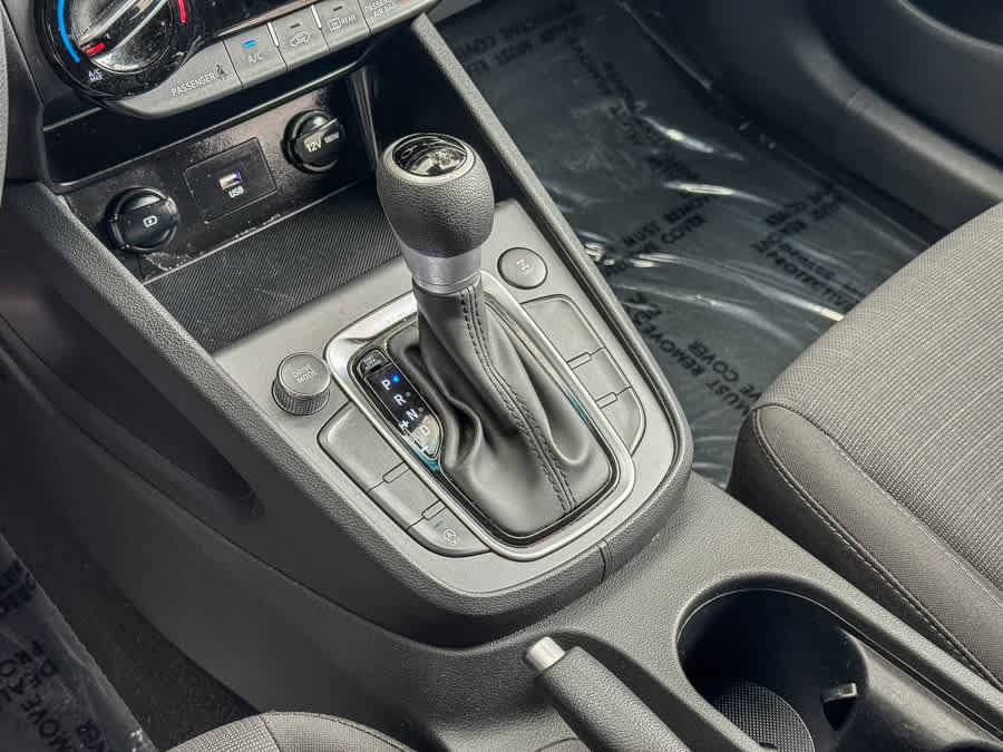 Certified 2023 Hyundai Kona SEL AWD/4WD image 19