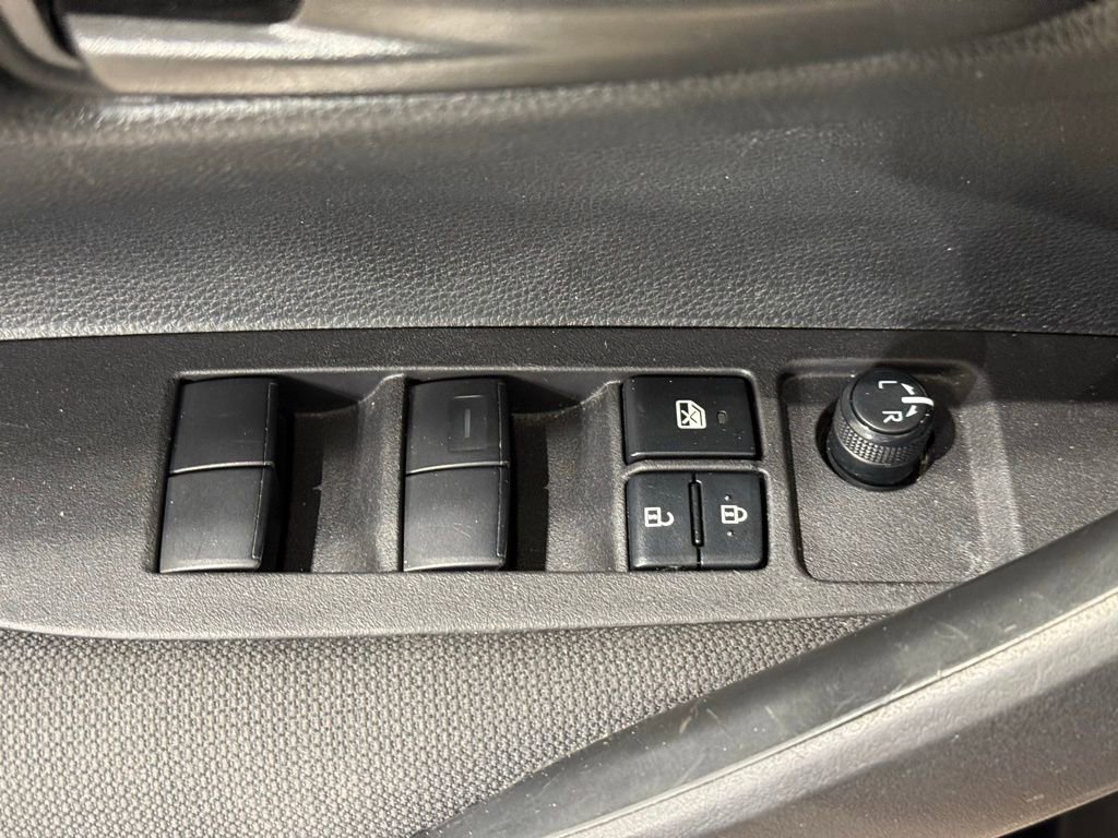 Used 2024 Toyota Corolla LE FWD image 15
