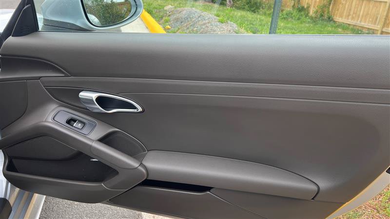 Used 2018 Porsche 718 Boxster RWD image 53