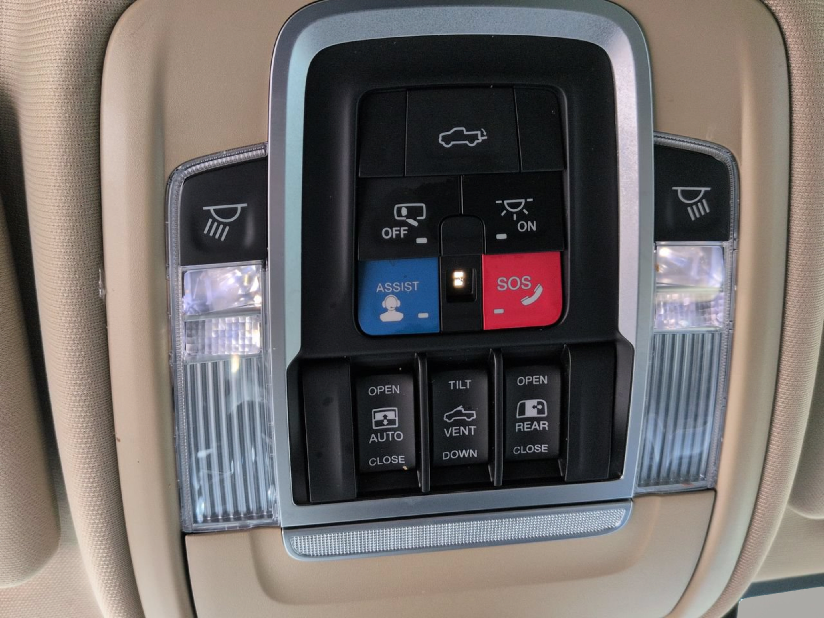 Used 2020 RAM 3500 Limited w/ Safety Group AWD/4WD image 24