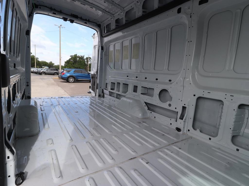 Certified 2025 Ford Transit 250 148 High Roof Extended RWD image 14