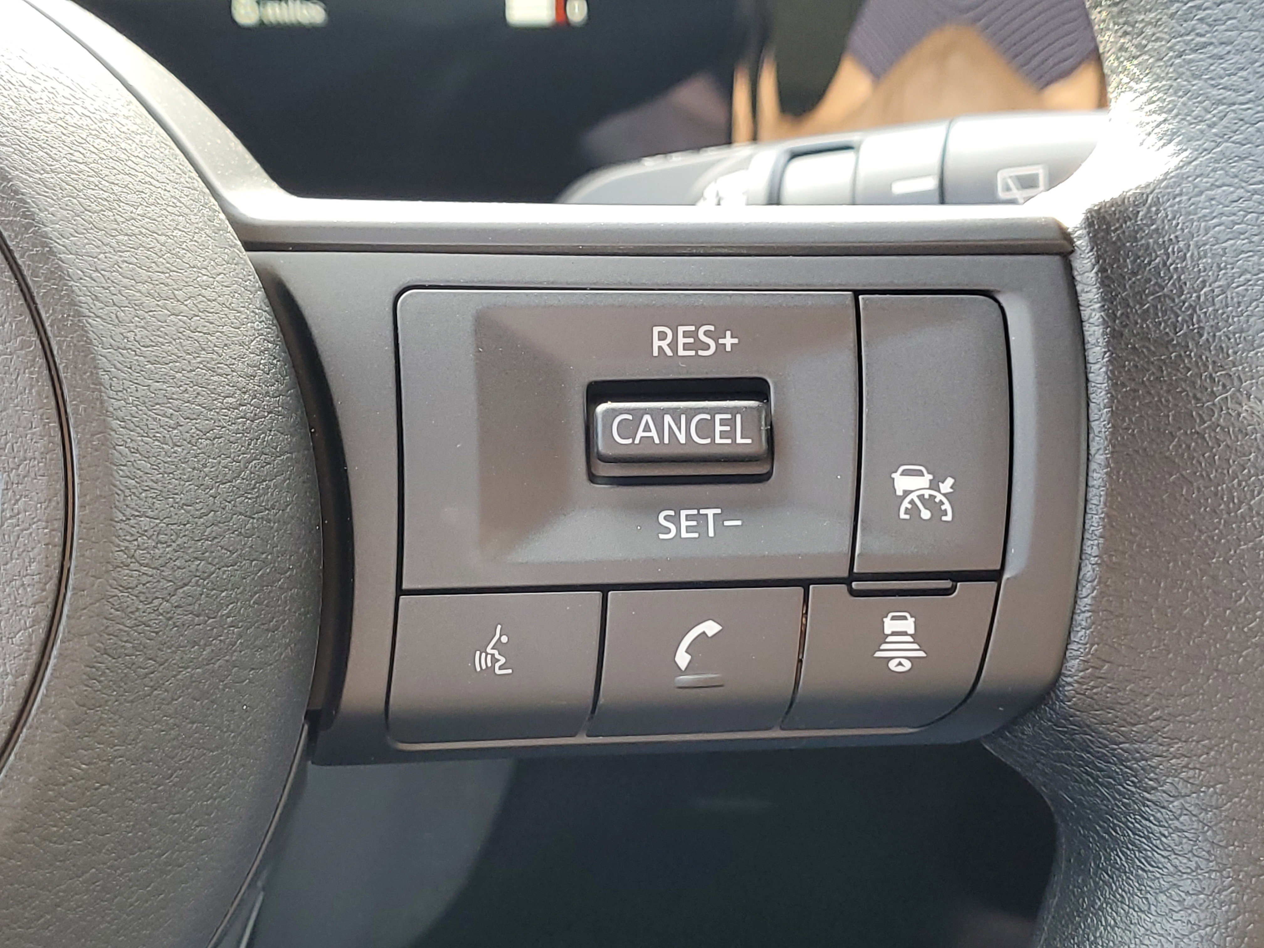 New 2026 Nissan Kicks SV w/ SV Premium Package AWD/4WD image 8