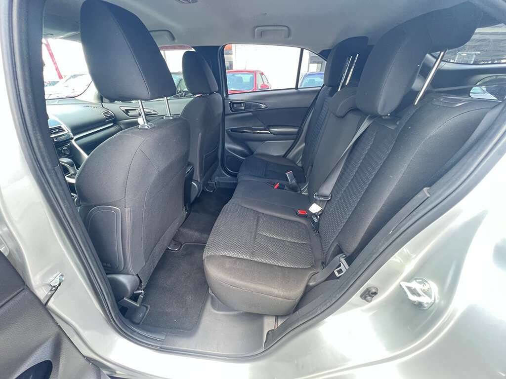 Used 2020 Mitsubishi Eclipse Cross LE FWD image 6