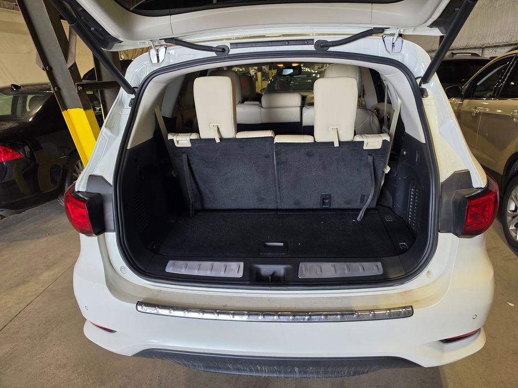 Used 2020 INFINITI QX60 Luxe w/ Essential Package image 8