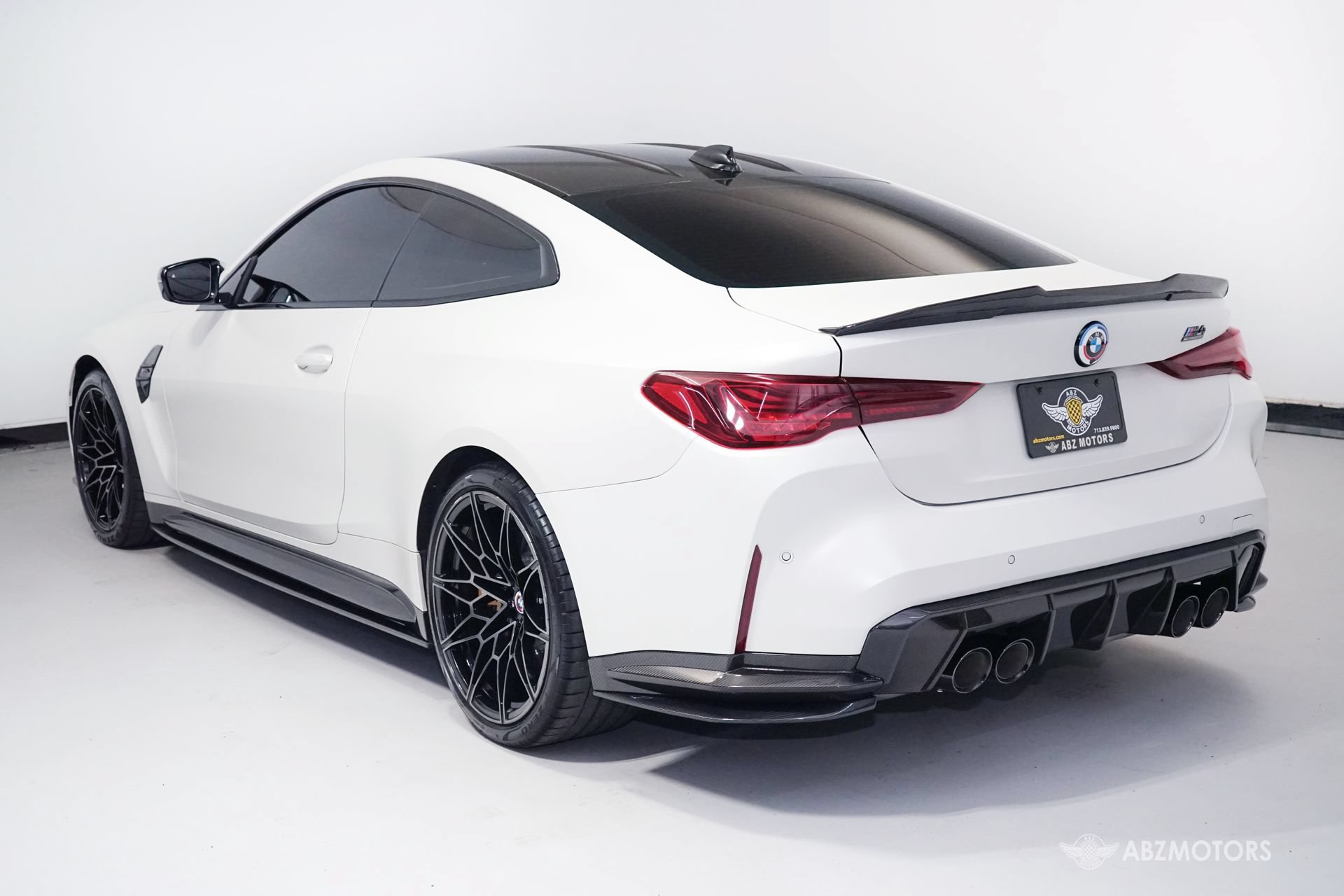 Used 2023 BMW M4 Competition w/ M Carbon Exterior Package RWD image 7
