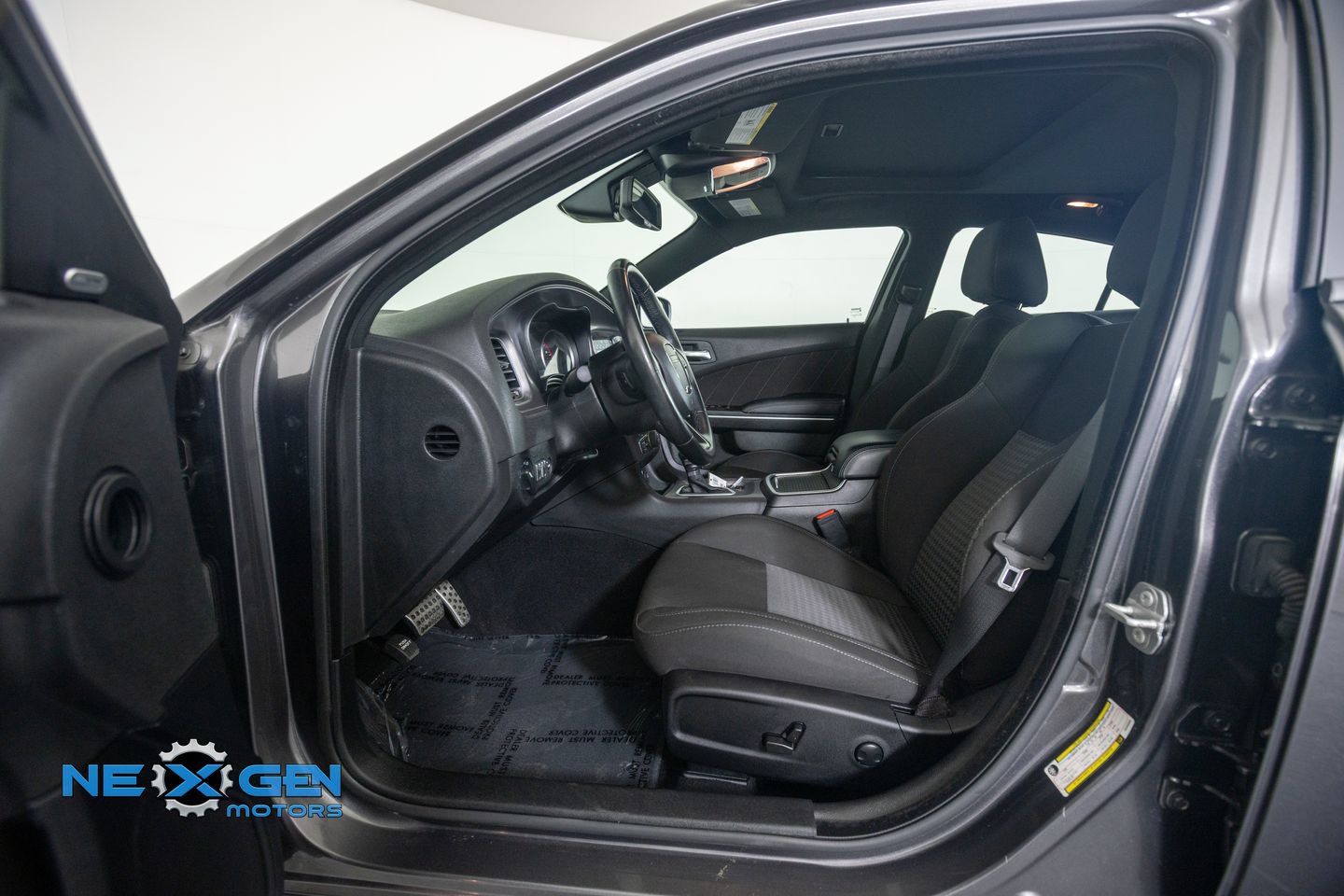 Used 2023 Dodge Charger GT w/ Blacktop Special Edition AWD/4WD image 11