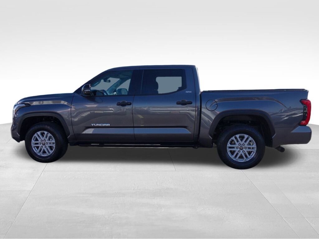 Used 2023 Toyota Tundra SR5 image 7
