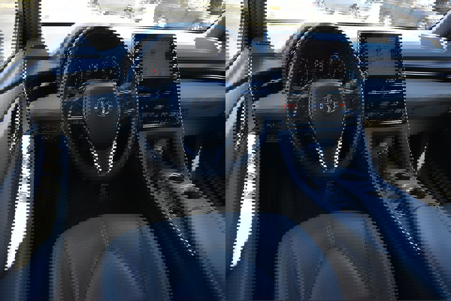 Used 2019 Toyota Avalon XSE w/ All Weather Liner Package image 18