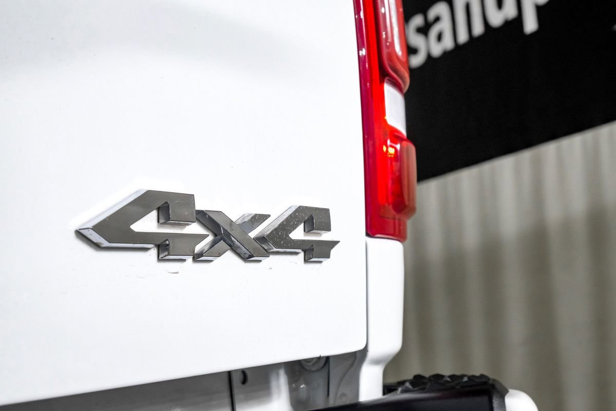 Used 2024 RAM 2500 Laramie AWD/4WD image 45