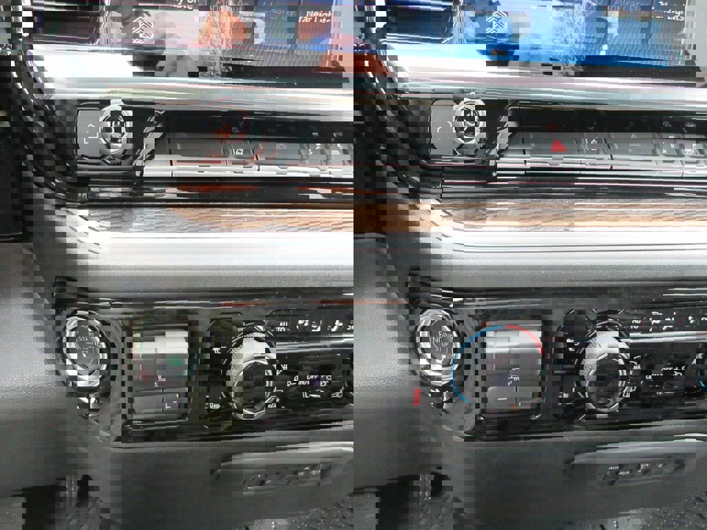 New 2026 Chevrolet Silverado 3500 LT w/ Convenience Package image 26