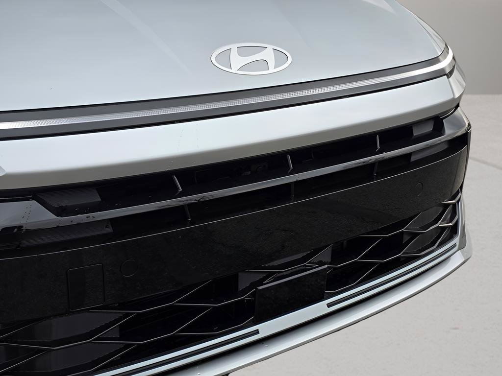 New 2026 Hyundai Sonata Blue FWD image 9