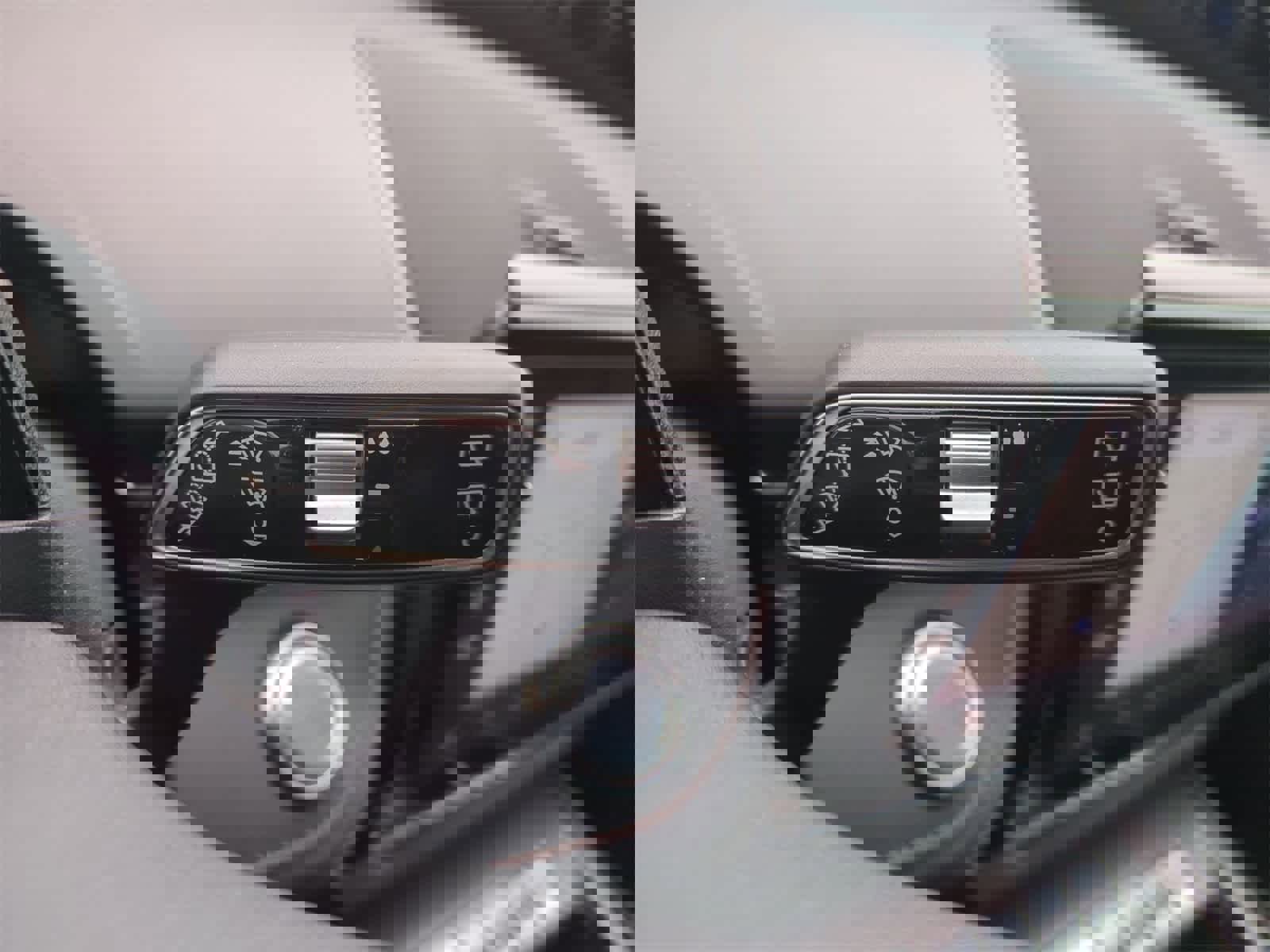 Used 2025 Lincoln Nautilus Reserve w/ Jet Appearance Package image 26