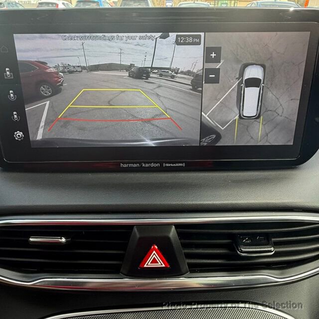 Used 2023 Hyundai Santa Fe Limited image 29