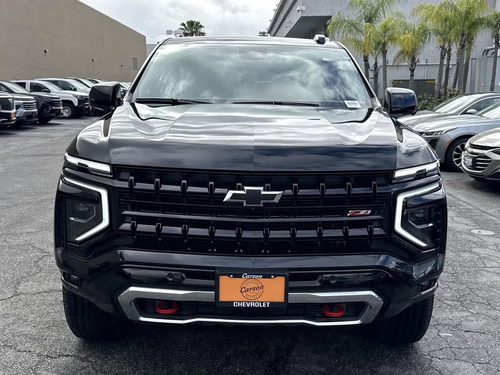 Used 2025 Chevrolet Suburban Z71 image 7