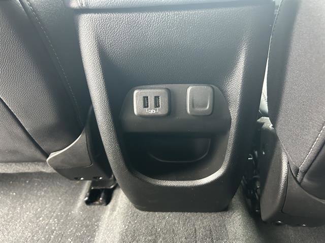 Certified 2022 Chevrolet Colorado Z71 w/ Z71 Midnight Edition image 33