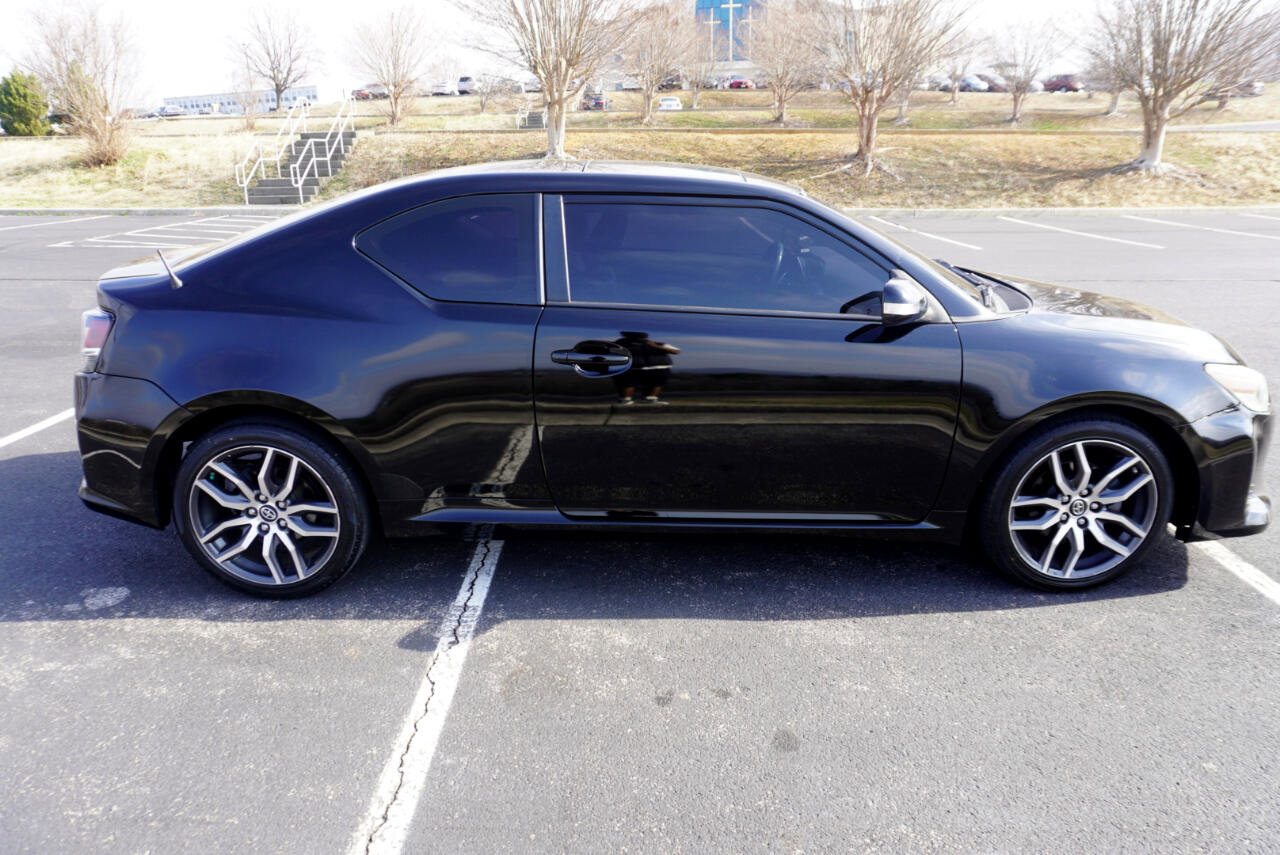 Used 2015 Scion tC image 8