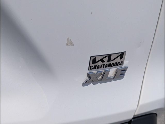 Used 2019 Toyota RAV4 XLE w/ Convenience Package FWD image 18
