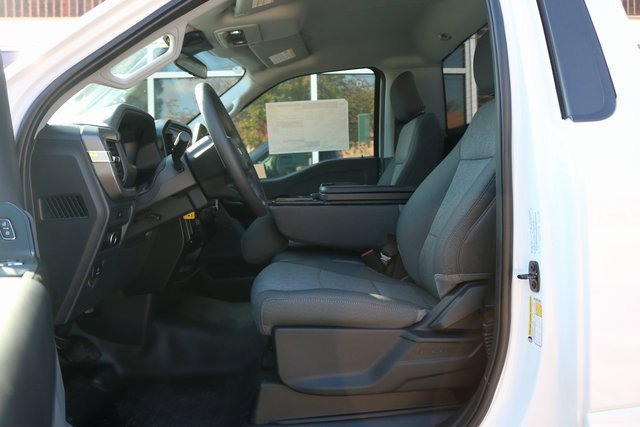 New 2025 Ford F150 XL w/ Equipment Group 103A High image 9