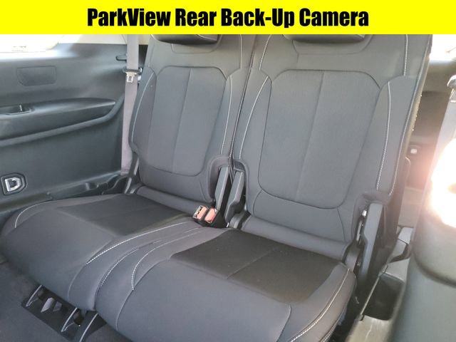 Used 2022 Jeep Grand Cherokee L Laredo w/ Luxury Tech Group I image 27