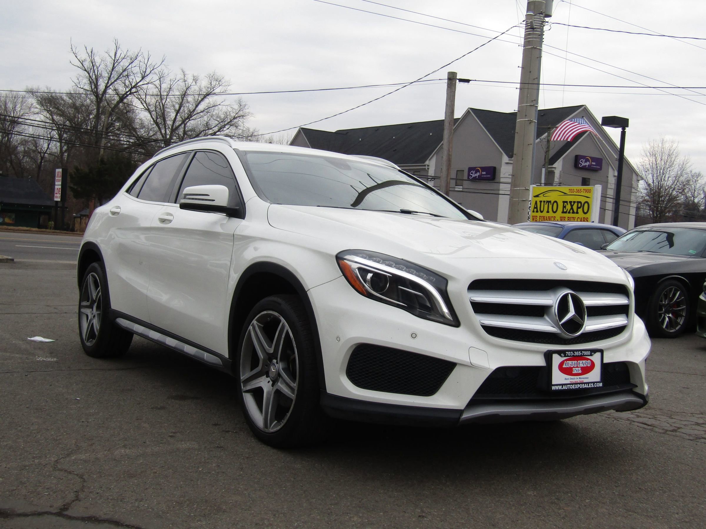 Used 2015 Mercedes-Benz GLA 250 4MATIC w/ Sport Package image 1
