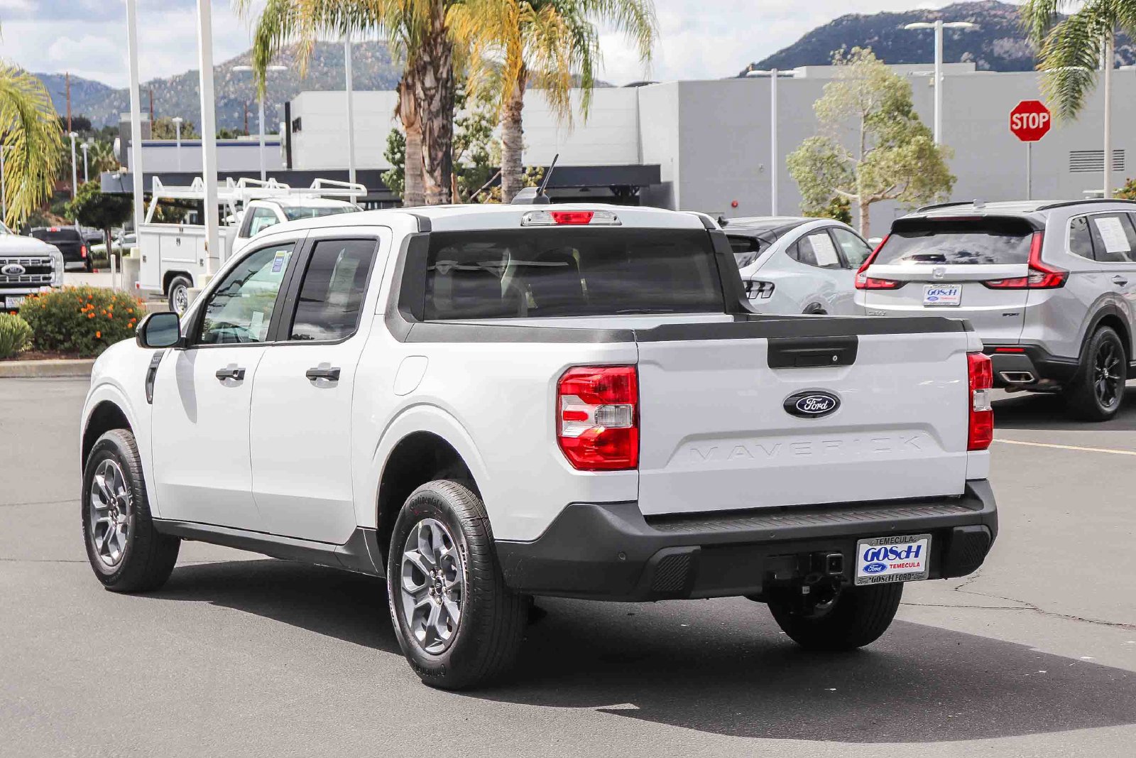 New 2026 Ford Maverick XLT w/ XLT Luxury Package FWD image 7