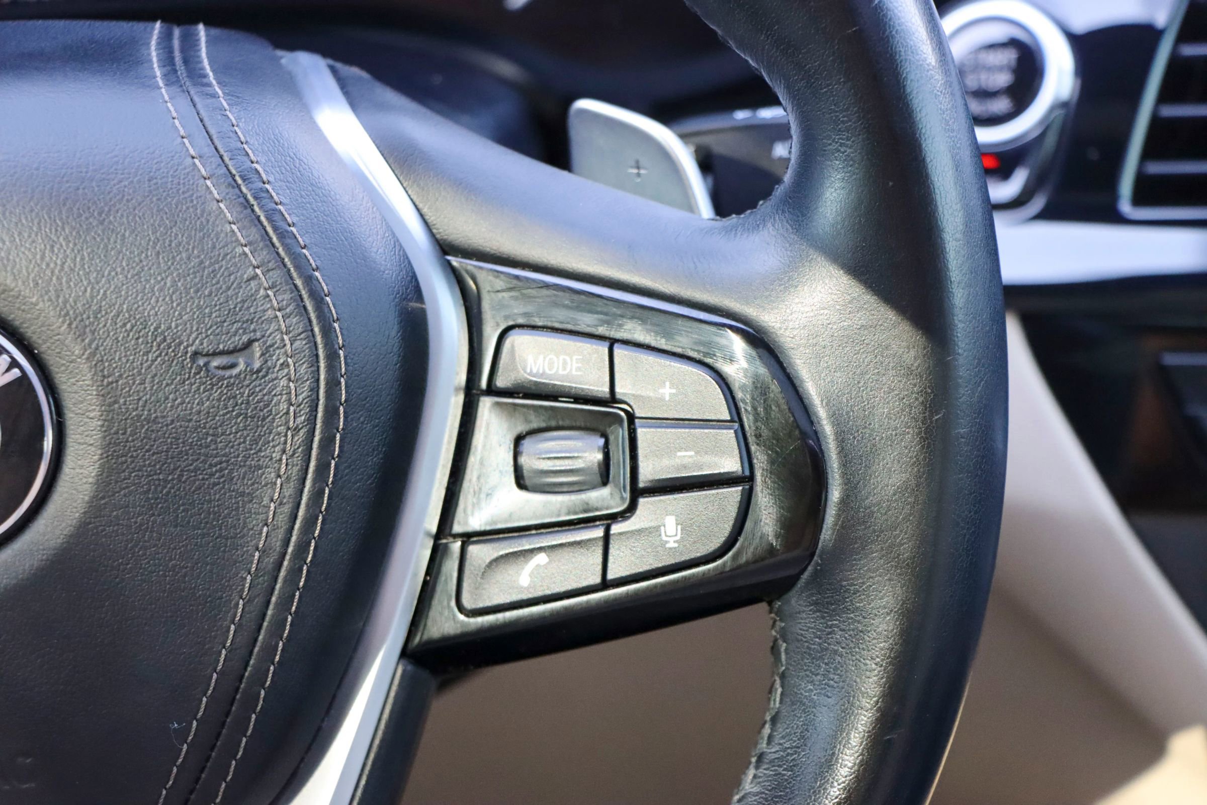 Used 2018 BMW 530i image 30