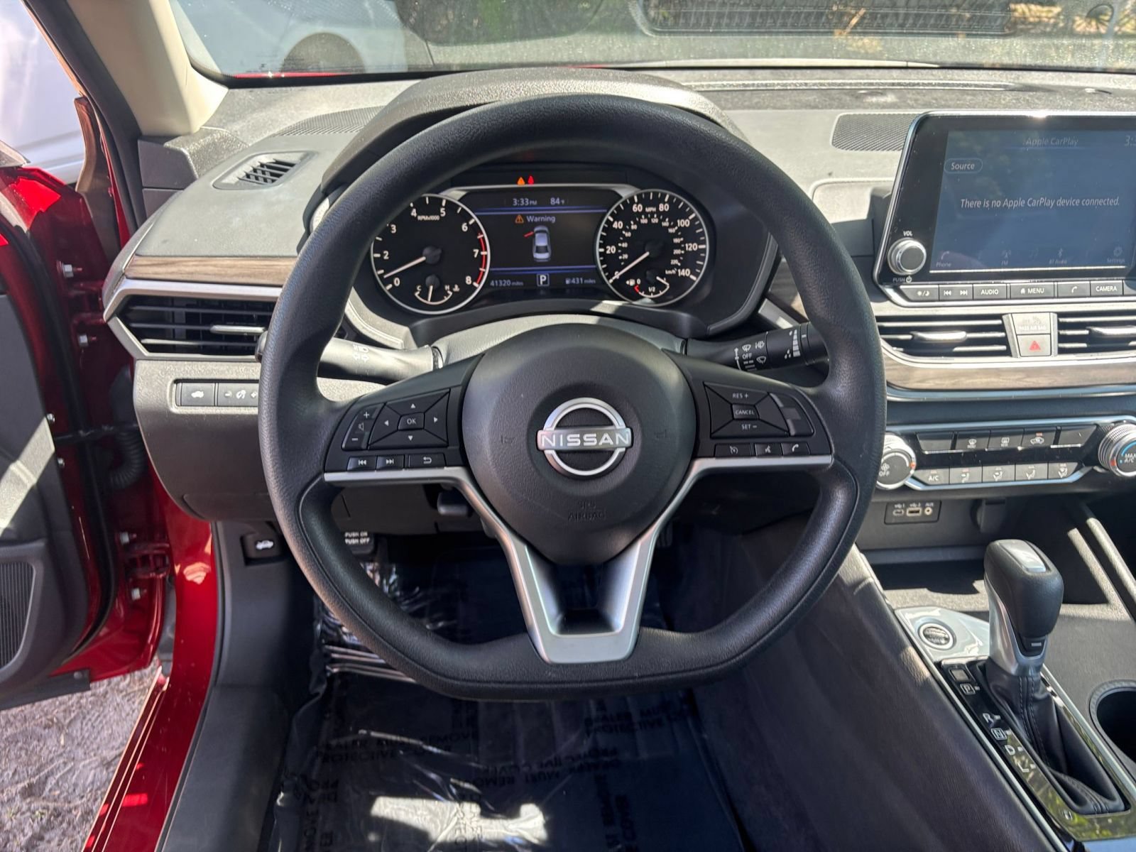 Used 2025 Nissan Altima 2.5 SV FWD image 29